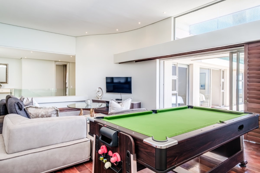 5 Bedroom Property for Sale in Camps Bay Western Cape